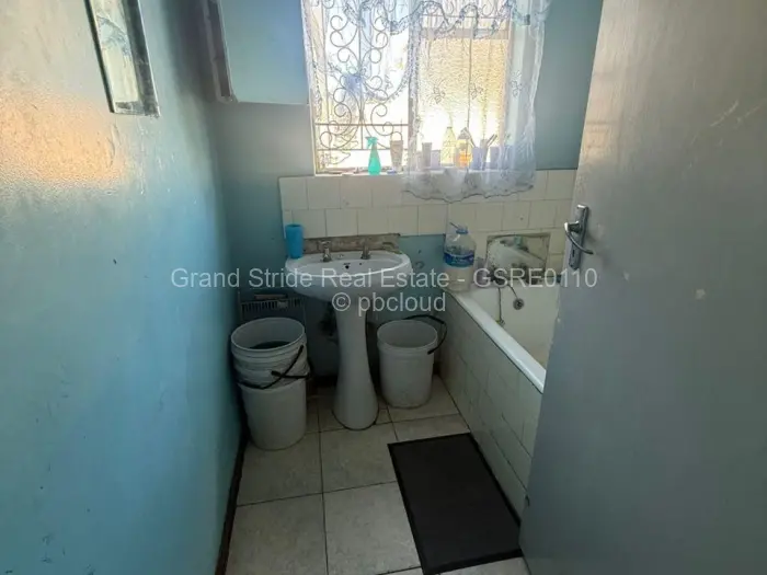 4 Bedroom House for Sale in Braeside, Harare