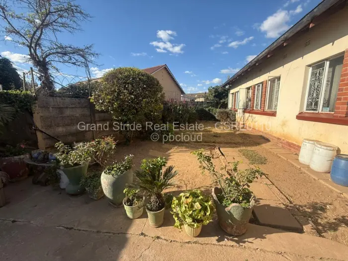 4 Bedroom House for Sale in Braeside, Harare