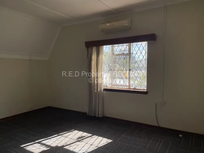 3 Bedroom House for Sale in Suburbs, Bulawayo