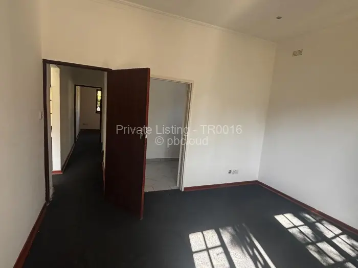 Commercial Property to Rent in Borrowdale