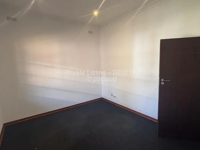 Commercial Property to Rent in Borrowdale