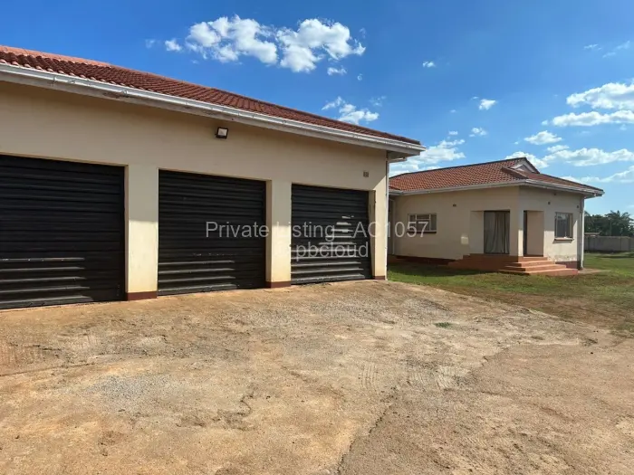 6 Bedroom House for Sale in Gletwin Park, Harare