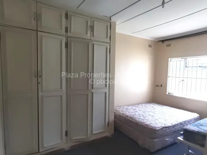1 Bedroom Cottage/Garden Flat to Rent in Waterfalls, Harare