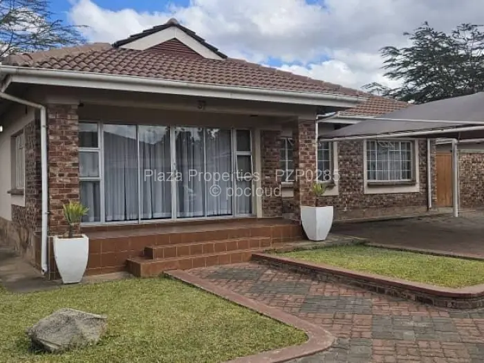 Townhouse/Complex/Cluster for Sale in Waterfalls, Harare