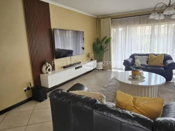 Townhouse/Complex/Cluster for Sale in Waterfalls, Harare