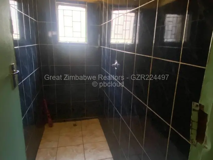 5 Bedroom House for Sale in Chiredzi, Chiredzi