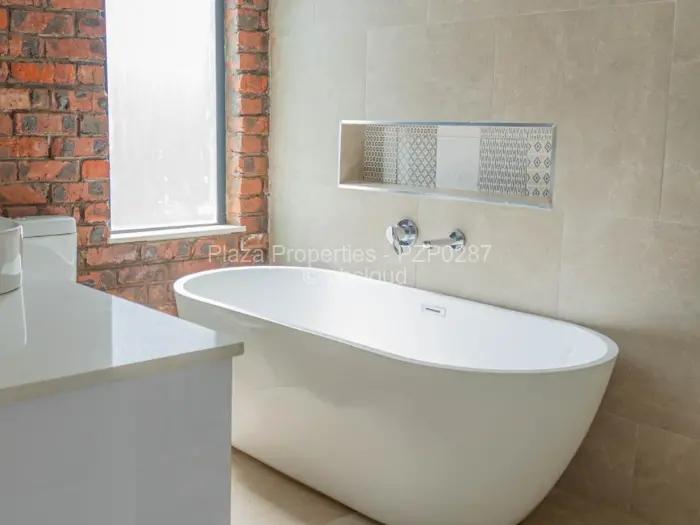 Townhouse/Cluster for Sale in Greendale, Harare