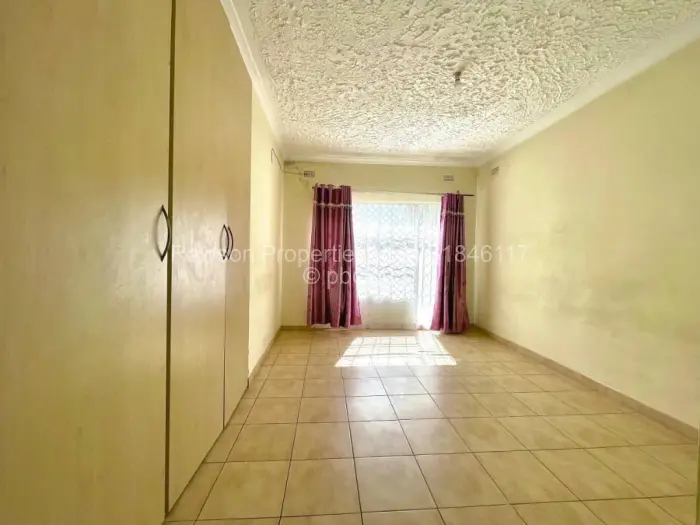 5 Bedroom House for Sale in Marlborough, Harare
