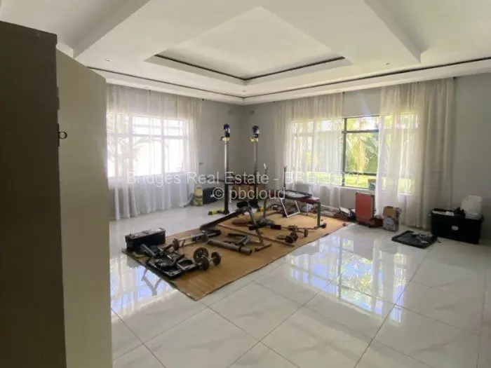 4 Bedroom House for Sale in Sandton Park, Harare