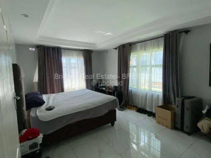 4 Bedroom House for Sale in Sandton Park, Harare