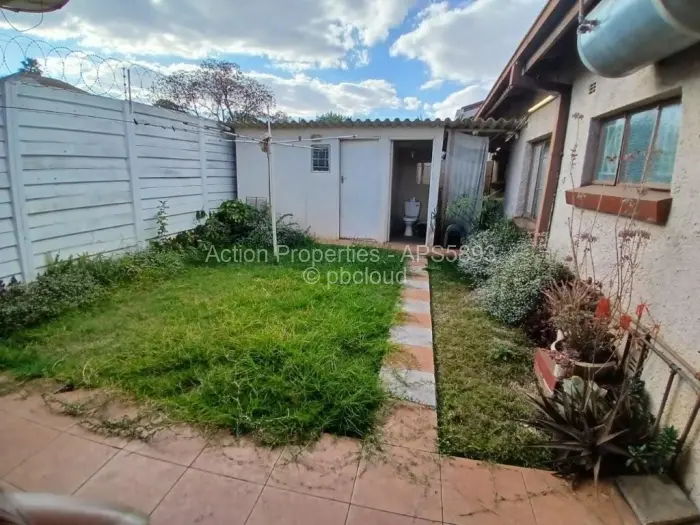 3 Bedroom Cottage/Garden Flat to Rent in Avondale West