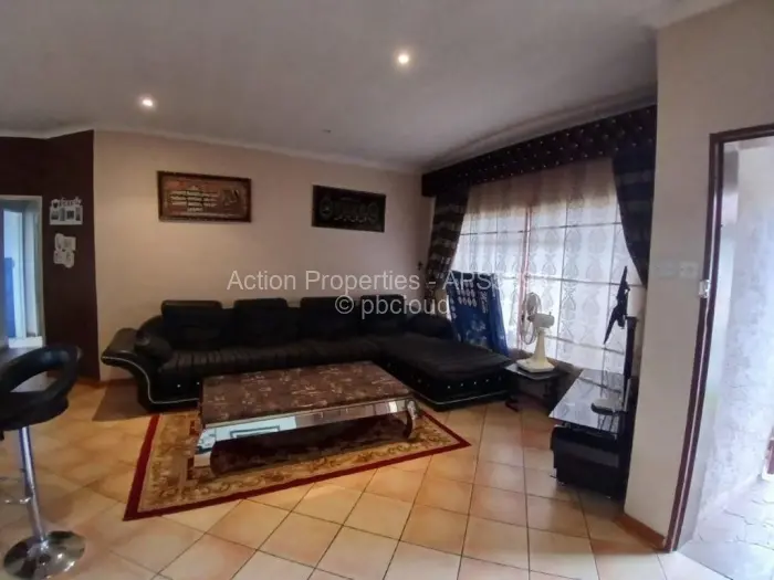 3 Bedroom Cottage/Garden Flat to Rent in Avondale West