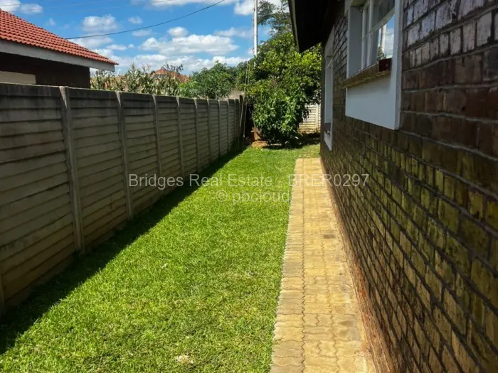 3 Bedroom House for Sale in Glaudina, Harare