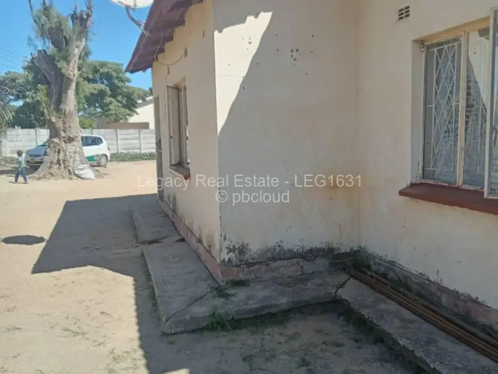 3 Bedroom House for Sale in Waterfalls, Harare