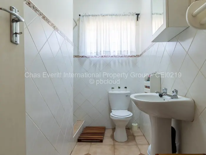 1 Bedroom Cottage/Garden Flat to Rent in Ballantyne Park