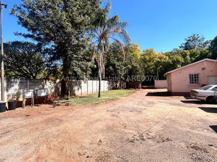 3 Bedroom House for Sale in Suburbs, Bulawayo