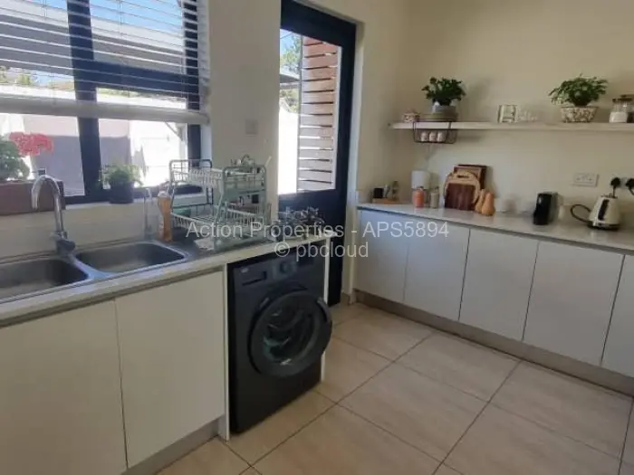 Townhouse/Complex/Cluster to Rent in Highlands