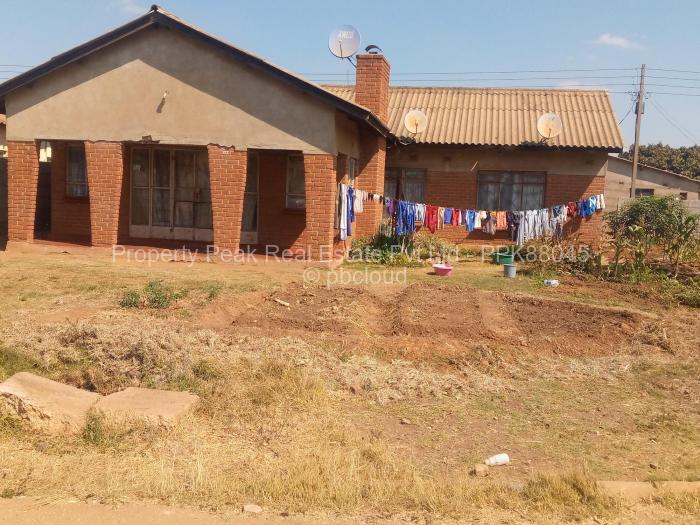 4 Bedroom House for Sale in Budiriro, Harare