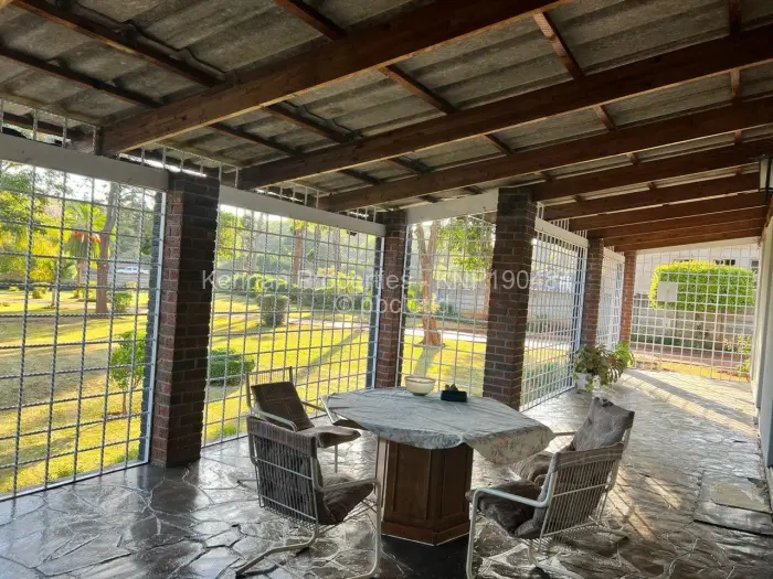 4 Bedroom House to Rent in Greystone Park