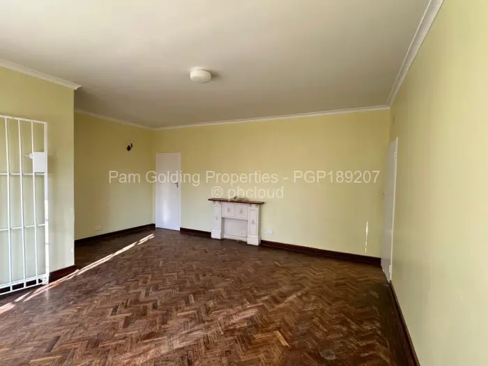 3 Bedroom House to Rent in Hillside