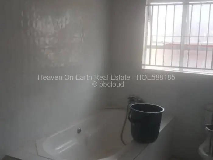 6 Bedroom House for Sale in Granary Park, Harare