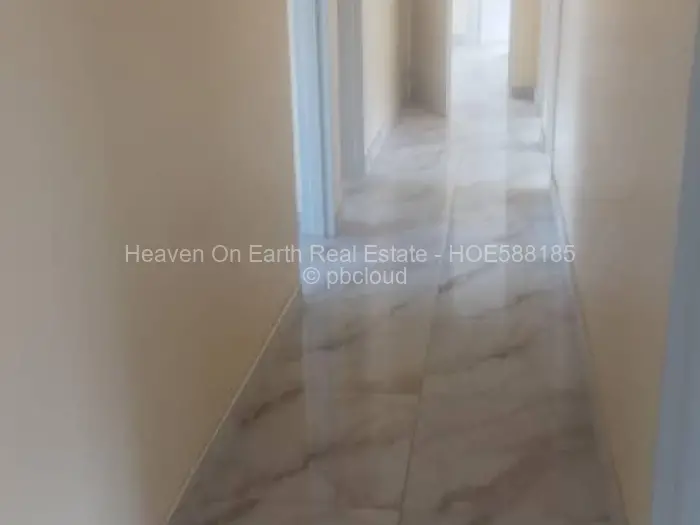 6 Bedroom House for Sale in Granary Park, Harare