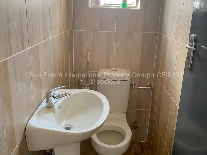 3 Bedroom House for Sale in Killarney, Bulawayo