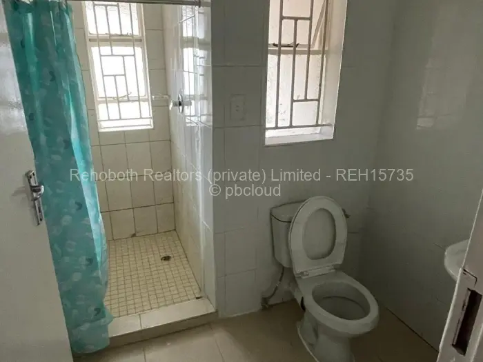 2 Bedroom Cottage/Garden Flat to Rent in Milton Park
