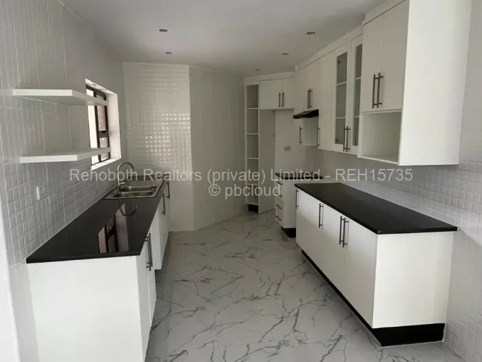 2 Bedroom Cottage/Garden Flat to Rent in Milton Park