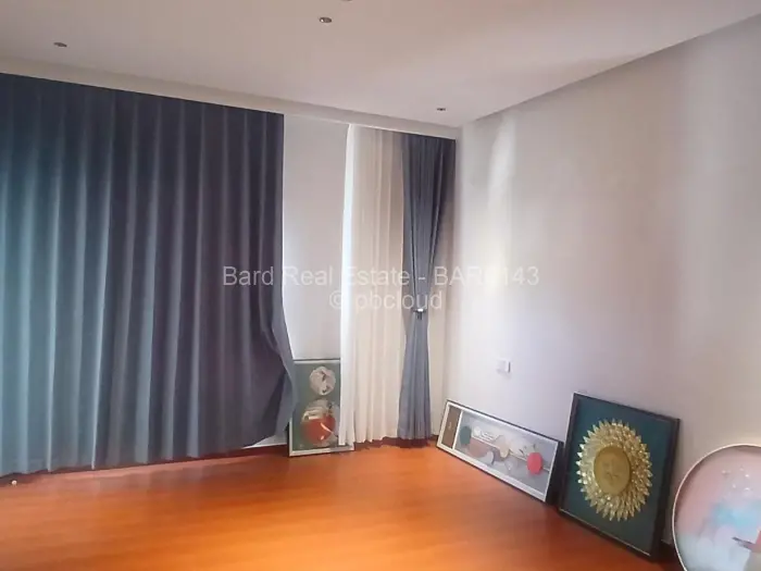 Townhouse/Cluster for Sale in Borrowdale, Harare