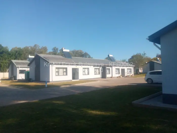 Townhouse/Cluster for Sale in Hillside Byo, Bulawayo