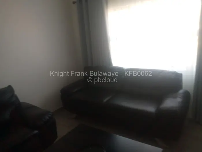 Townhouse/Cluster for Sale in Hillside Byo, Bulawayo