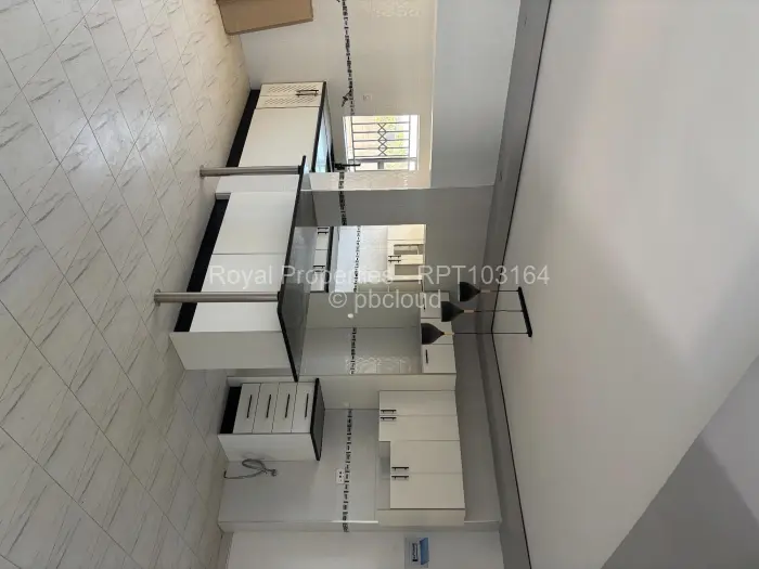 3 Bedroom Cottage/Garden Flat to Rent in Manresa