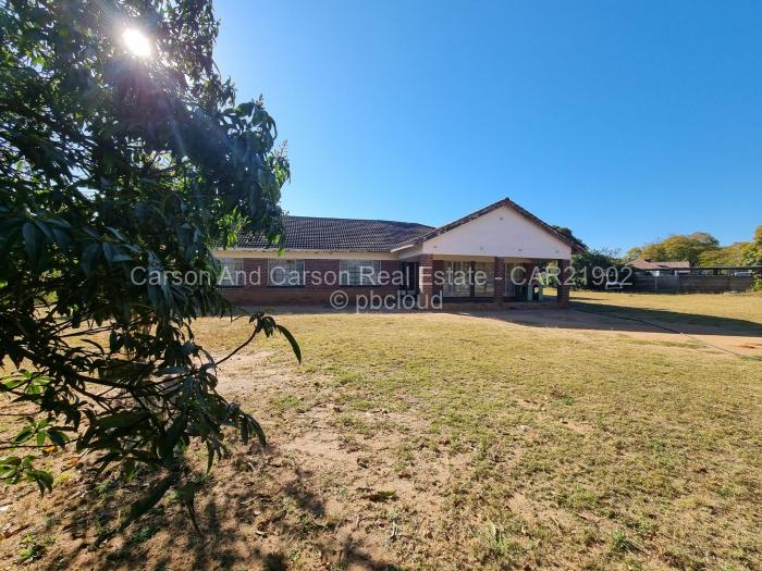 5 Bedroom House for Sale in Greendale, Harare