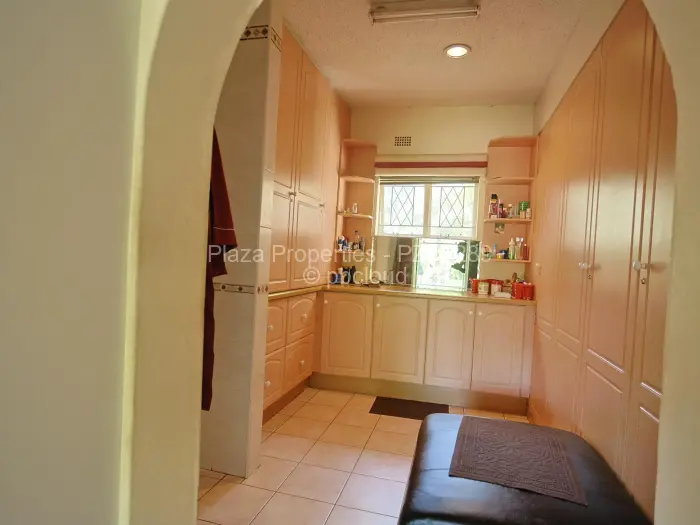 House to Rent in Ballantyne Park