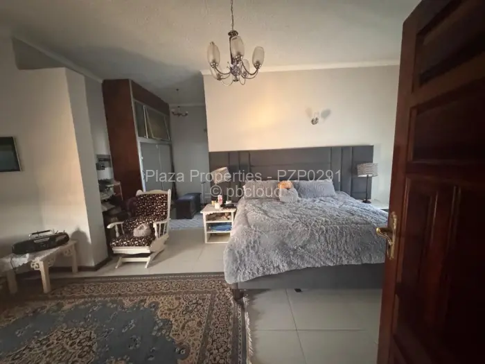 5 Bedroom House for Sale in Helensvale, Harare