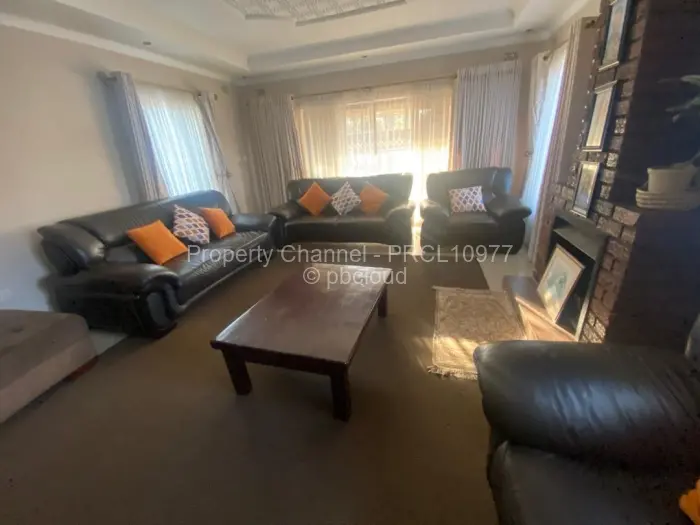4 Bedroom House for Sale in Bluff Hill, Harare