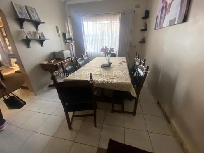 4 Bedroom House for Sale in Bluff Hill, Harare