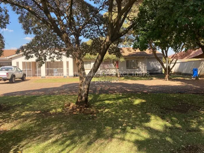 4 Bedroom House for Sale in Belvedere, Harare