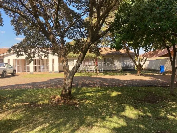 4 Bedroom House for Sale in Belvedere, Harare