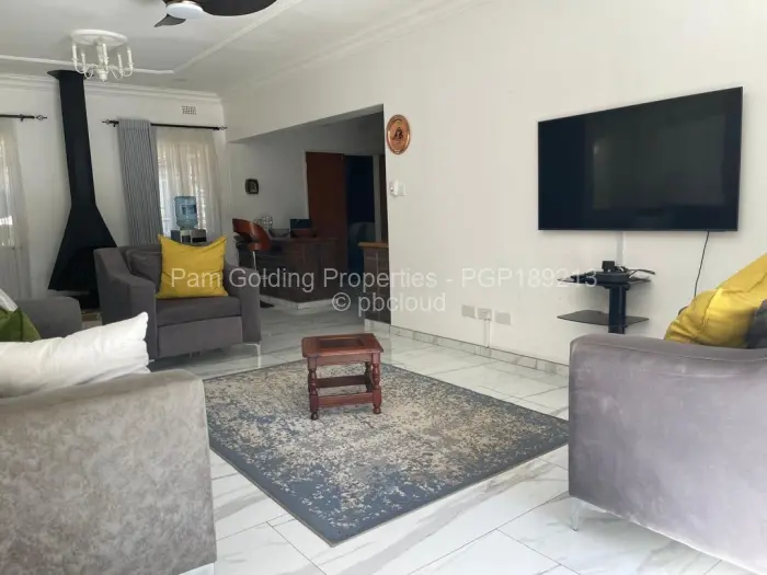 5 Bedroom House to Rent in Alexandra Park