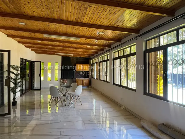 5 Bedroom House to Rent in Alexandra Park
