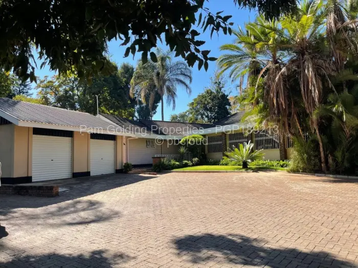 5 Bedroom House to Rent in Alexandra Park