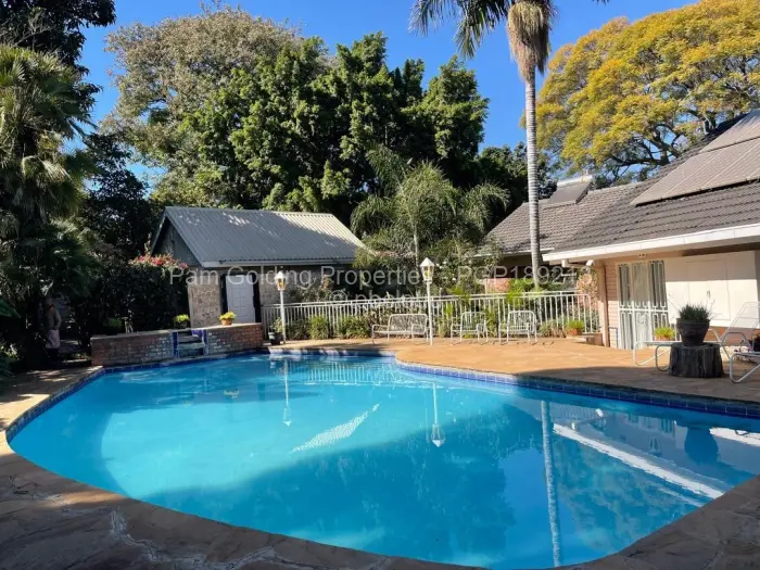 5 Bedroom House to Rent in Alexandra Park