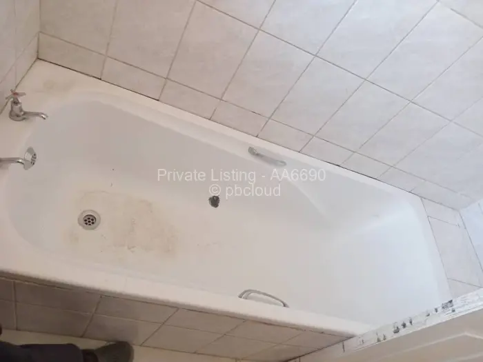 3 Bedroom House for Sale in Ruwa, Ruwa