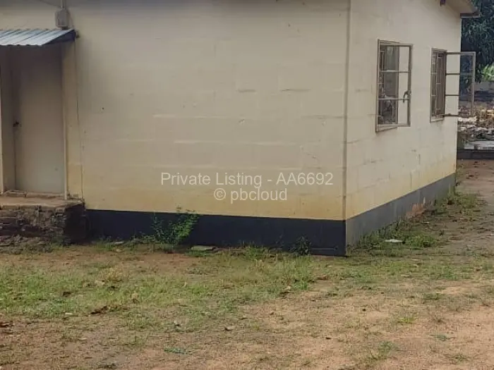 House for Sale in Chitungwiza, Chitungwiza