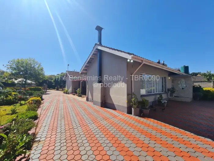 4 Bedroom House to Rent in Vainona