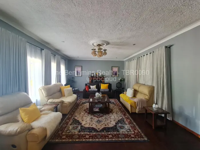 4 Bedroom House to Rent in Vainona