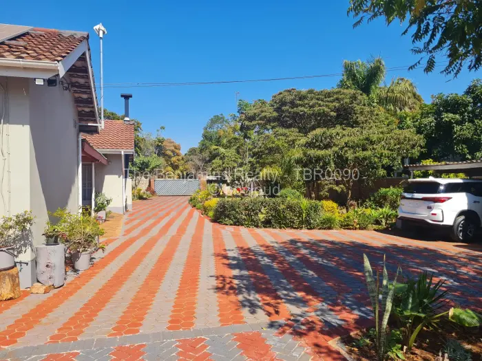 4 Bedroom House to Rent in Vainona