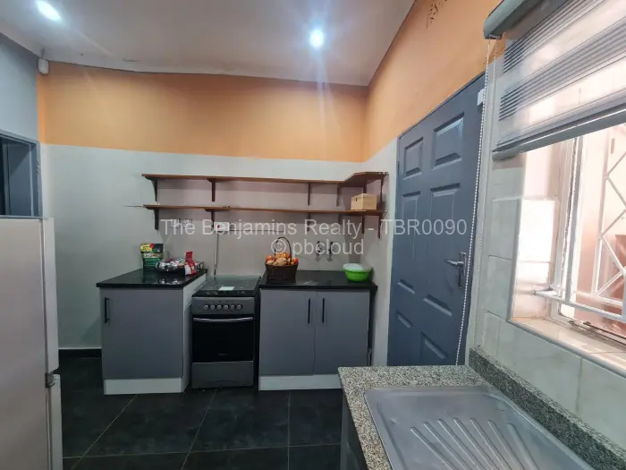 4 Bedroom House to Rent in Vainona